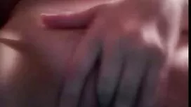 Kiusanteko nuori tyt ...