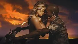 Kaunis blondi Lina N ...