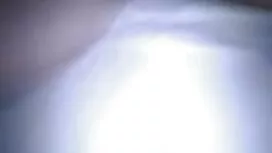 Blondi laittoi ison  ...