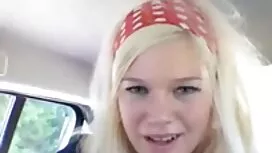 Nänni täynnä ruokaha ...