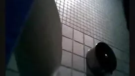 Kolme kaverusta, Blo ...